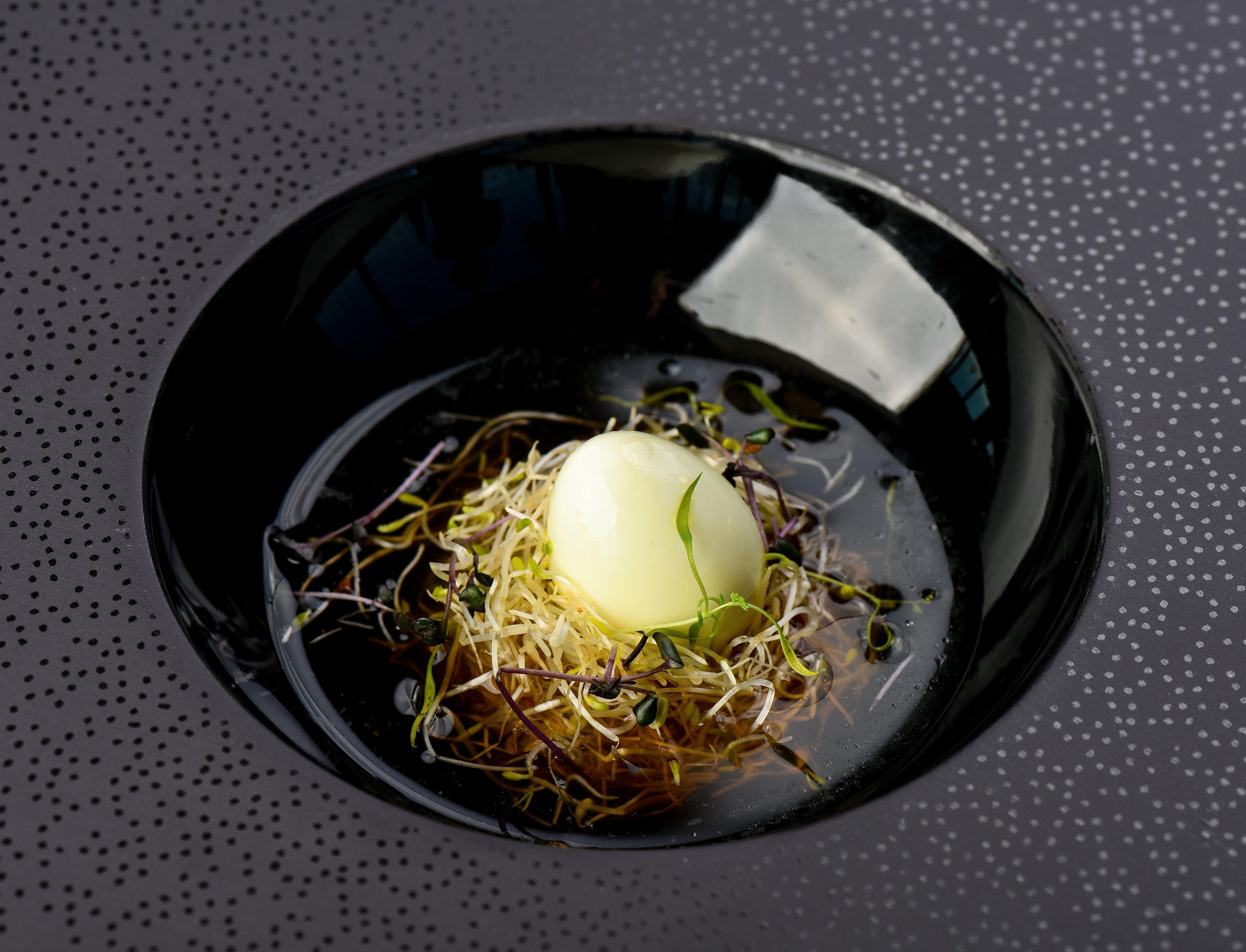 Intercontinental - Ljubljana, An Ihg Hotel Exterior photo A dish of sprouted onion